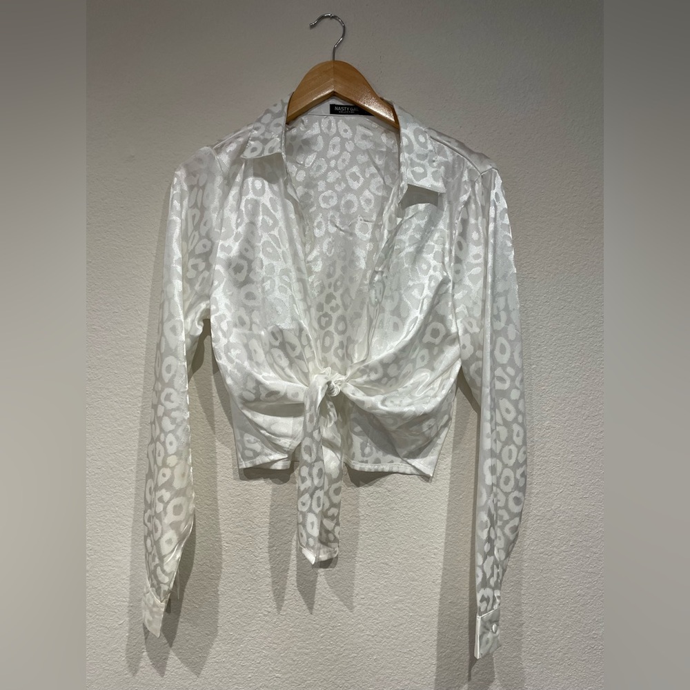 Nasty Gal Leopard Print Tie Front Blouse